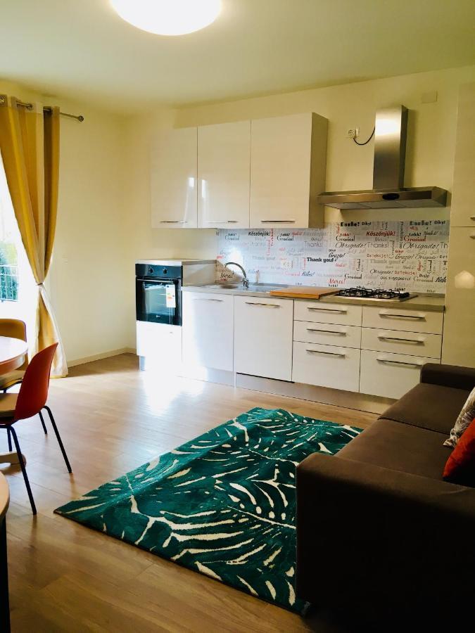 Ferienwohnung Residenza Elena Rimini Exterior foto